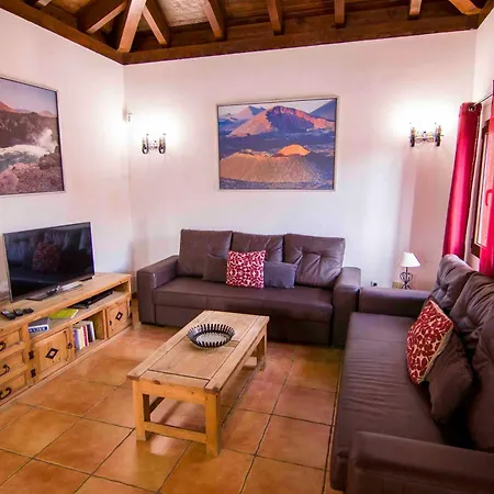 Anju Vistas Del Mar Corralejo