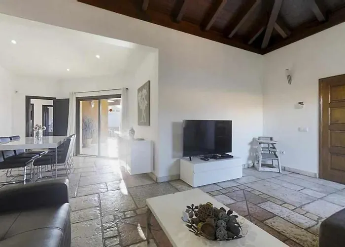 Willa Anju Vistas Del Mar *